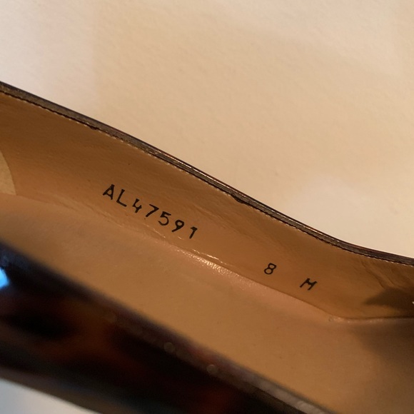 Stuart Weitzman patent tortoise pumps size 8 W - Picture 6 of 7